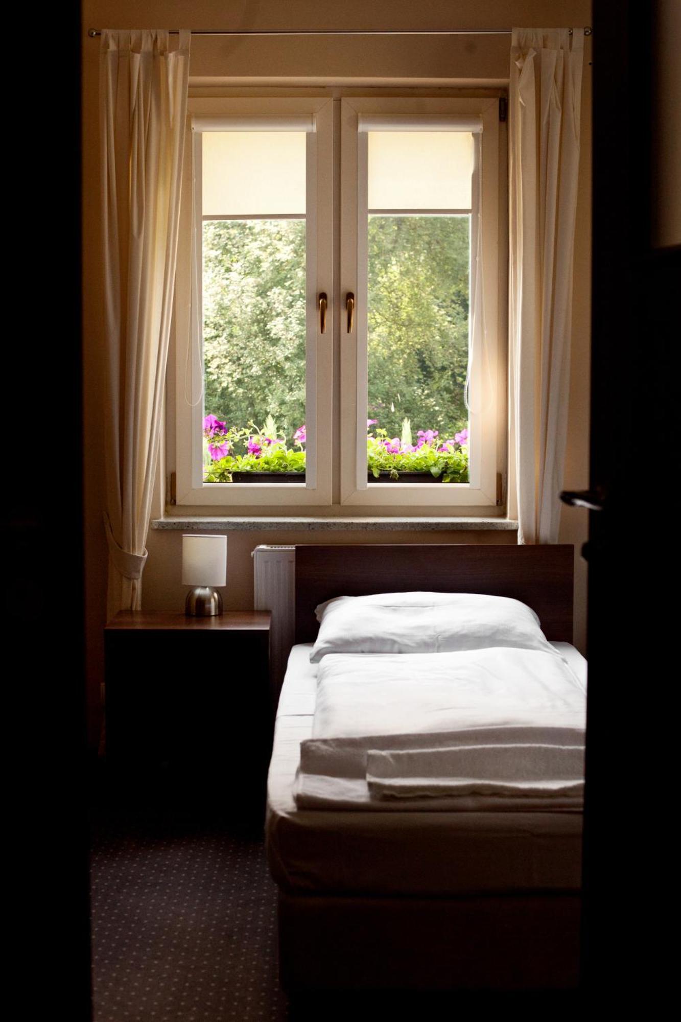 Pensjonat Bartosz Żagań Habitación foto